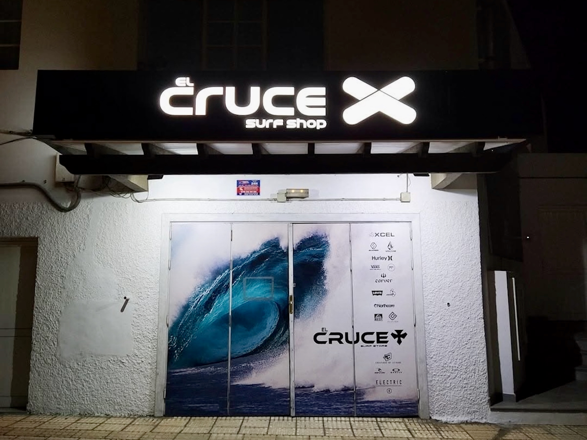 el-cruce-surf-store-san-bartolome Trgovina El Cruce Surf Store v San Bartoloméju