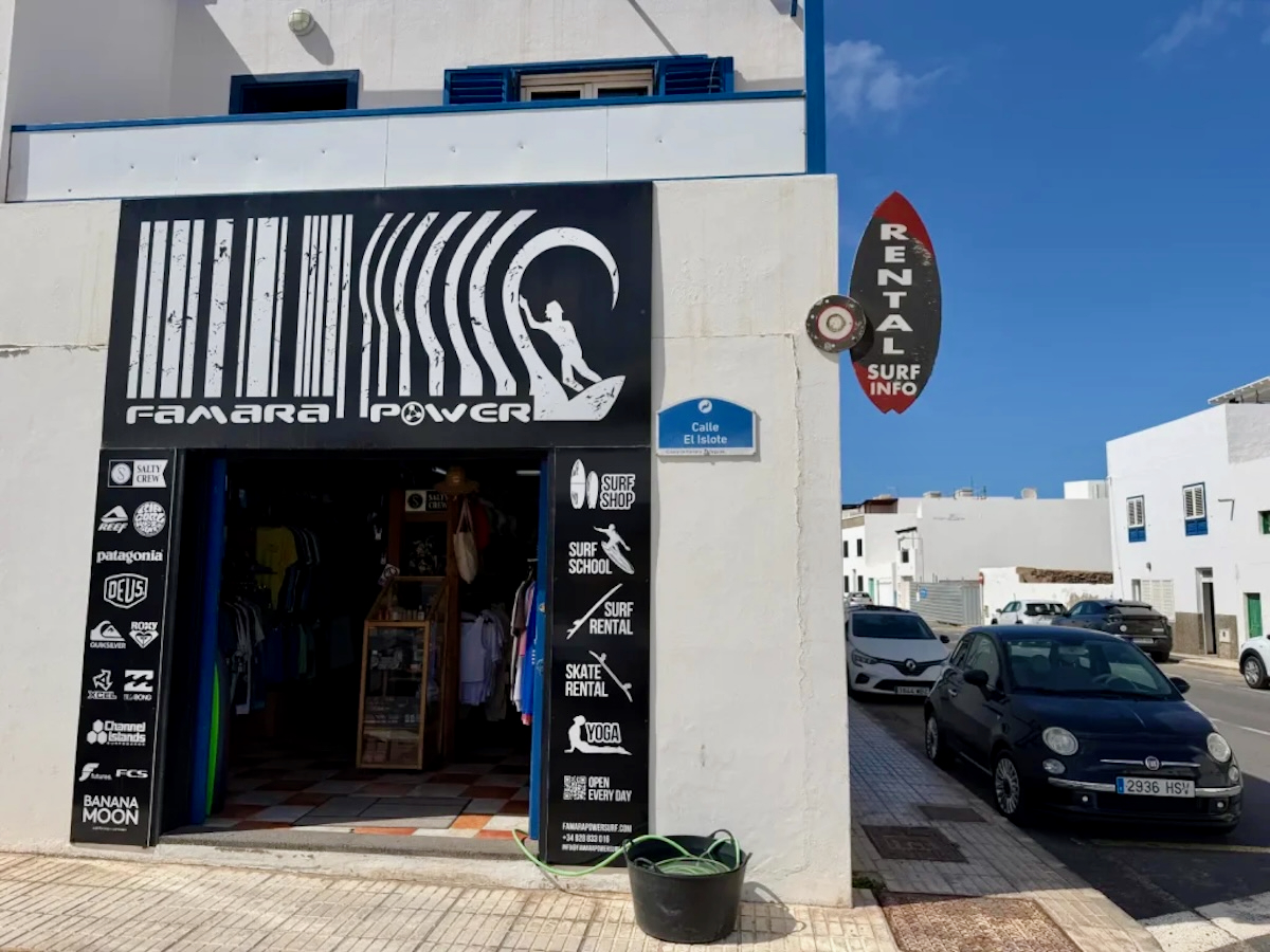 famara-power-surf-shop-lanzarote Trgovina Famara Power Surf Shop v Famari na Lanzarotu