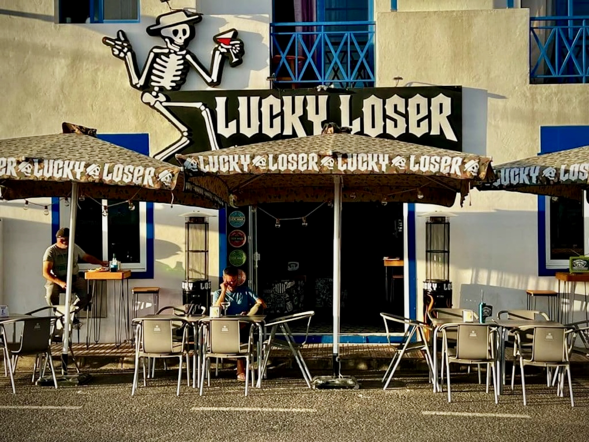 lucky-loser-famara-lanzarote Lokal Lucky Loser v Famari na Lanzarotu