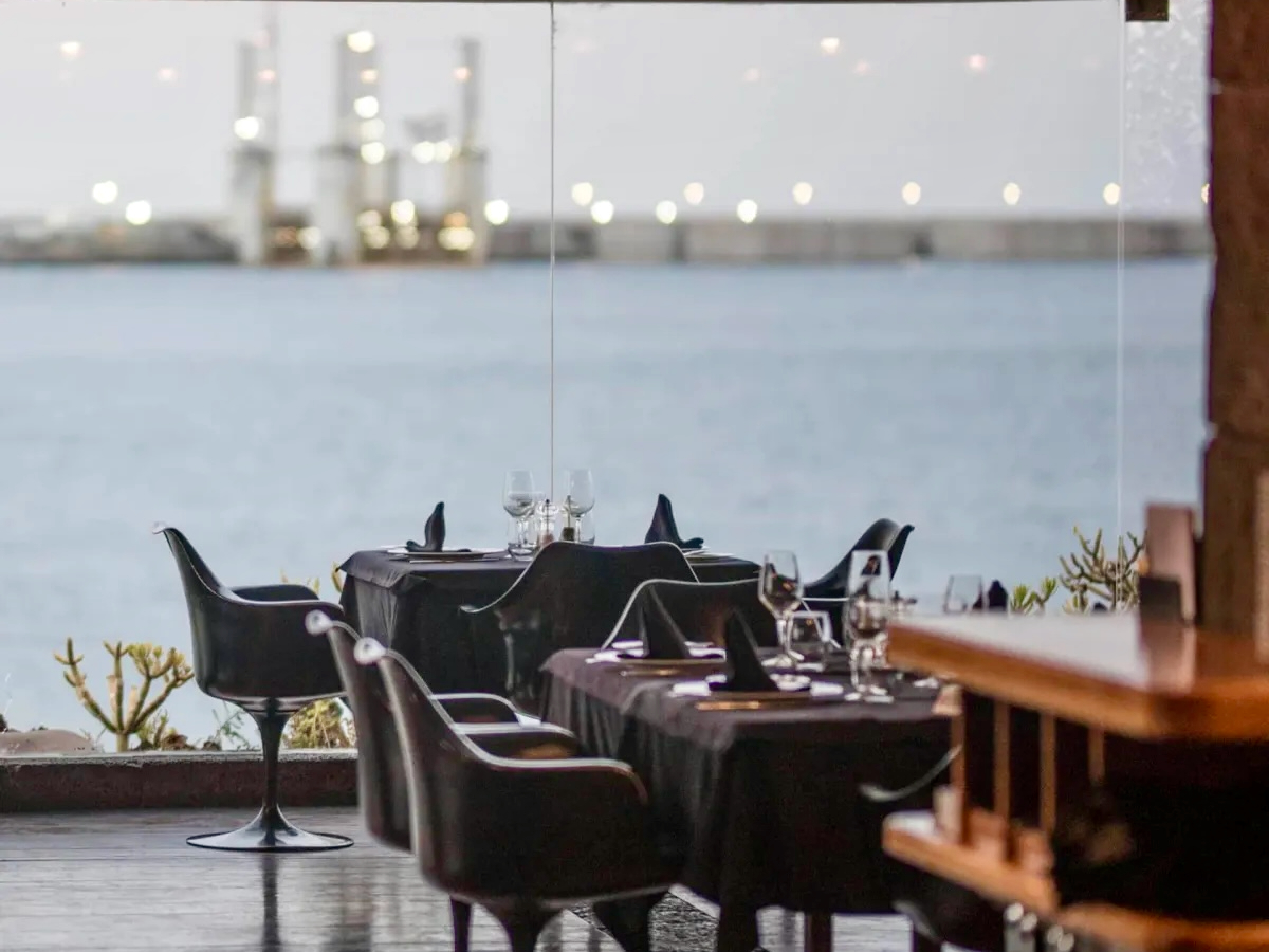 restaurante-castillo-san-jose-arrecife Restavracija Castillo de San José nad pristaniščem Arrecife